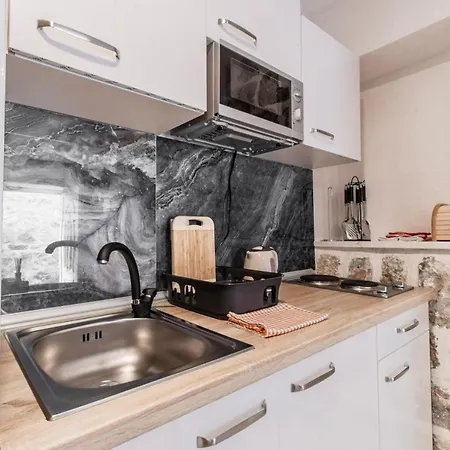 Apartament Florian *