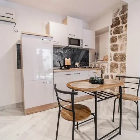 Apartament Florian *