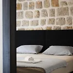 Florian Apartmán