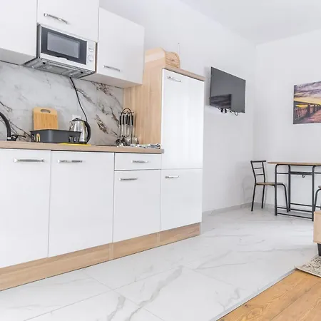 Florian Apartment