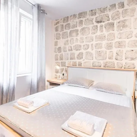 Apartment Florian Lopud